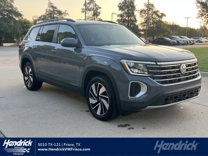 Used 2025 Volkswagen Atlas SE w/ Panoramic Sunroof Package