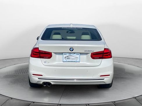 Used 2017 BMW 330e RWD image 4