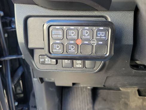 Used 2023 Toyota Tacoma TRD Off-Road image 20