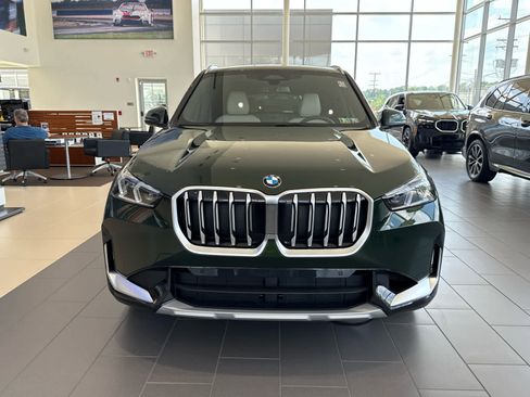 Used 2025 BMW X1 xDrive28i w/ Convenience Package image 2