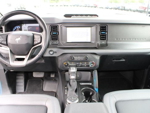 Used 2023 Ford Bronco Black Diamond w/ Sasquatch Package AWD/4WD image 25