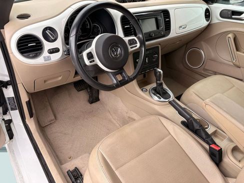 Used 2015 Volkswagen Beetle TDI image 4