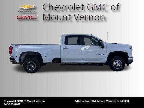 Used 2024 Chevrolet Silverado 3500 LT image 7