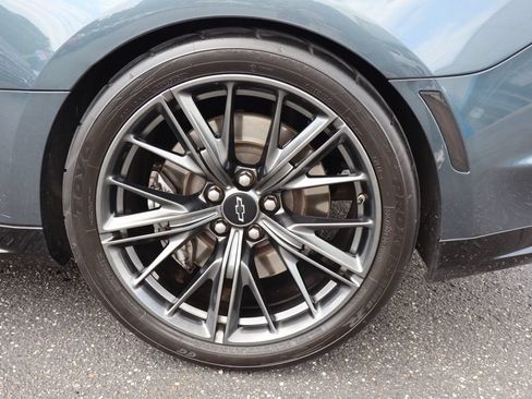 Used 2022 Chevrolet Camaro ZL1 RWD image 31