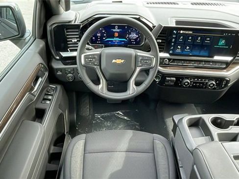 New 2026 Chevrolet Silverado 1500 LT image 14