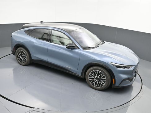 Used 2024 Ford Mustang Mach-E Premium image 30