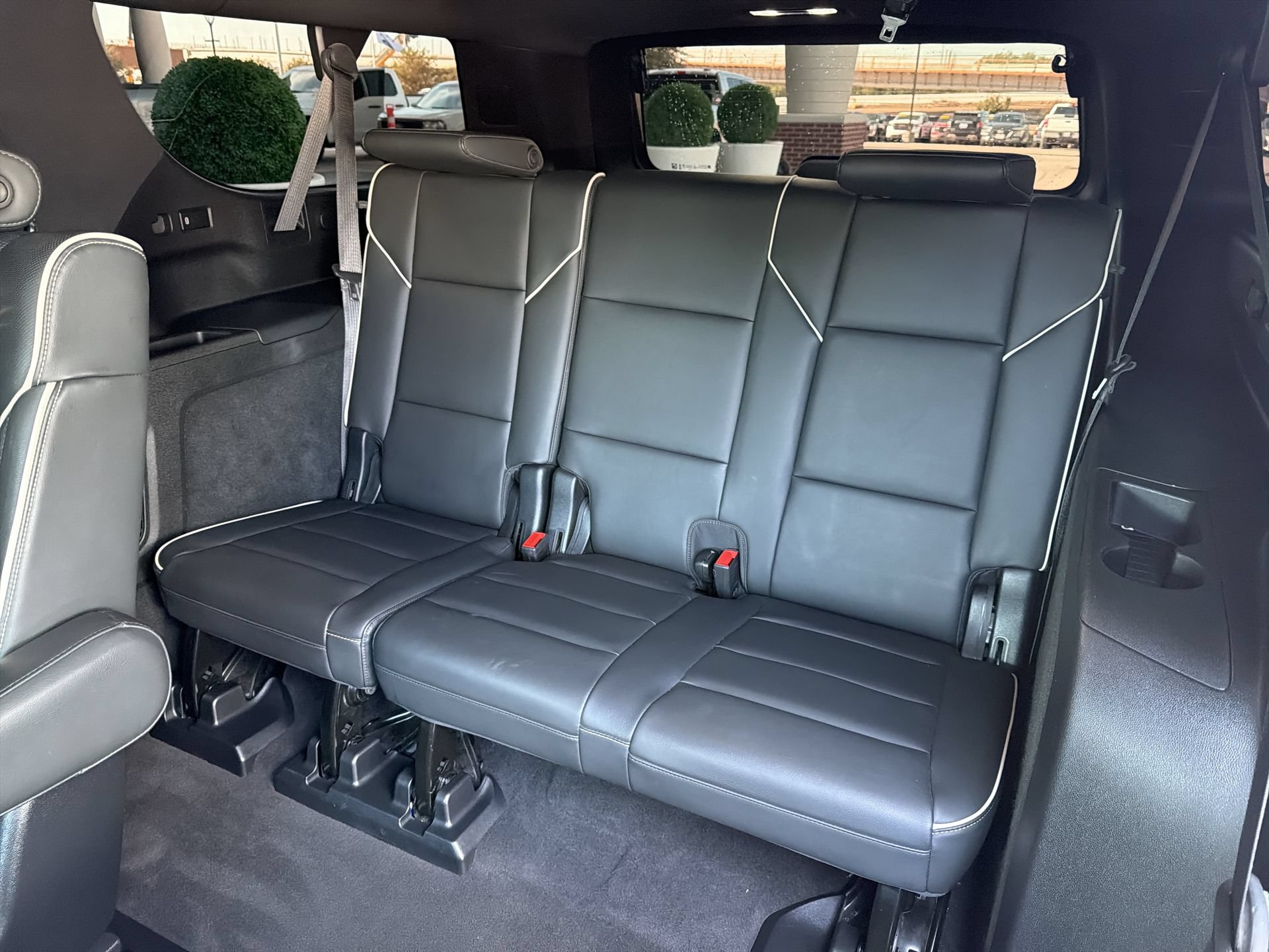 Used 2022 Cadillac Escalade ESV Sport w/ Touring Package AWD/4WD image 24