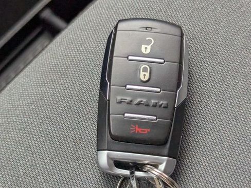 Used 2022 RAM 1500 Big Horn RWD image 28