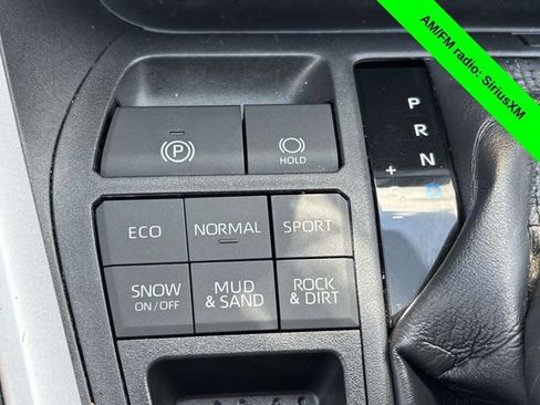 Used 2020 Toyota RAV4 XLE AWD/4WD image 20