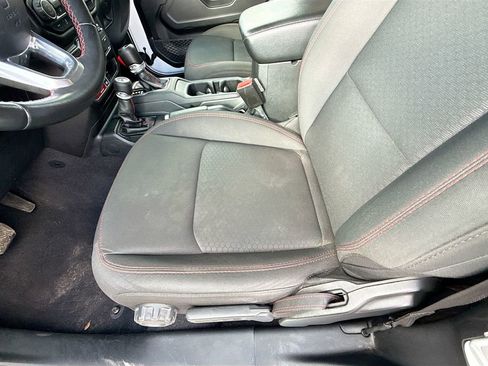 Used 2021 Jeep Wrangler Rubicon image 21