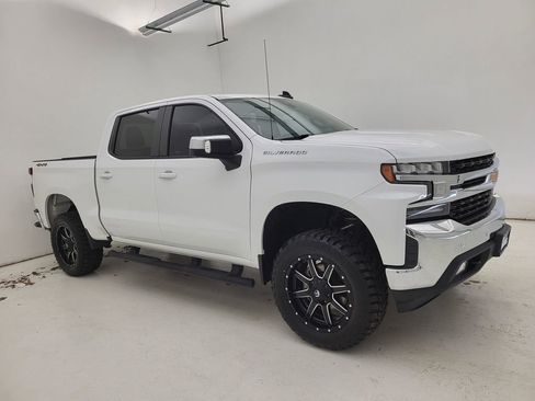 Used 2020 Chevrolet Silverado 1500 LT w/ Convenience Package image 1