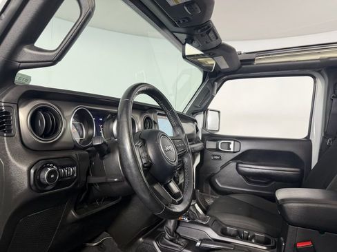 Used 2022 Jeep Wrangler Unlimited Sport w/ Sun And Sound Package AWD/4WD image 23