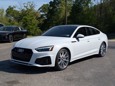 Used 2025 Audi A5 2.0T Premium Plus w/ Convenience Plus Package AWD/4WD image 5