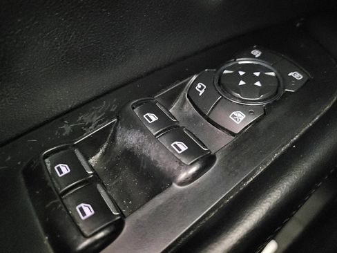 Used 2016 Lincoln MKX Select w/ Select Plus Package image 27