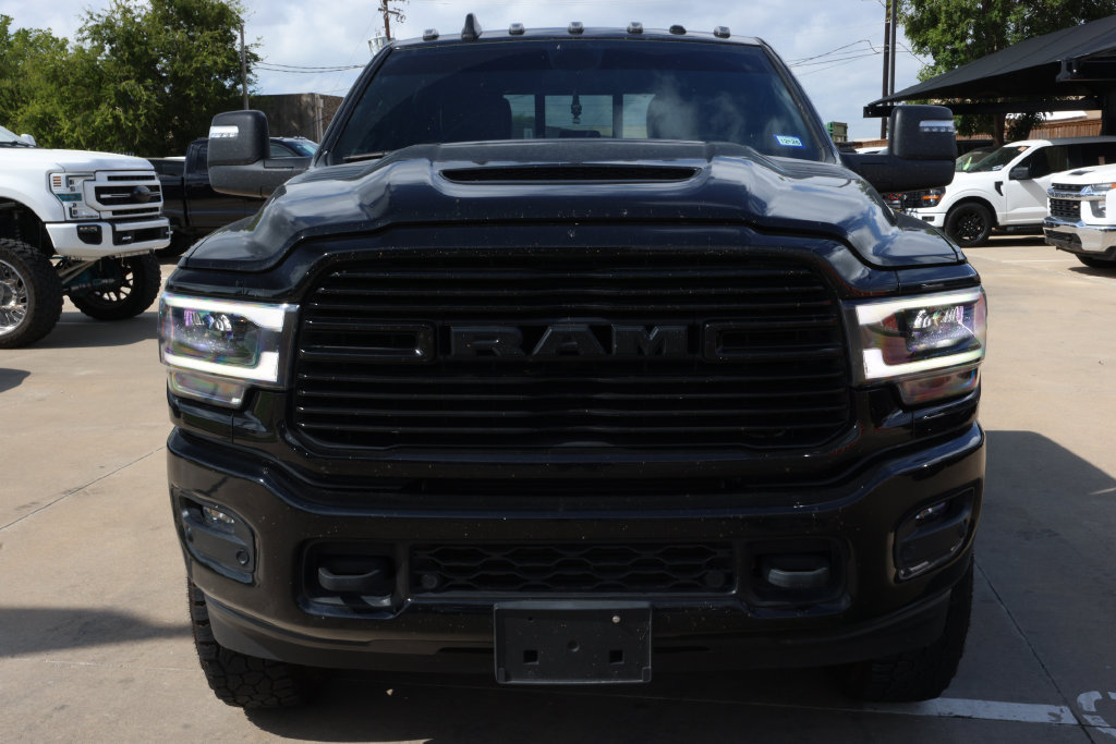 Used 2023 RAM 2500 Laramie w/ Night Edition AWD/4WD image 2