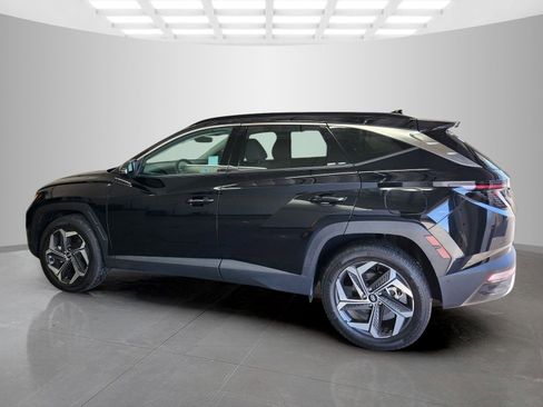 Certified 2023 Hyundai Tucson Limited w/ Cargo Package AWD/4WD image 4