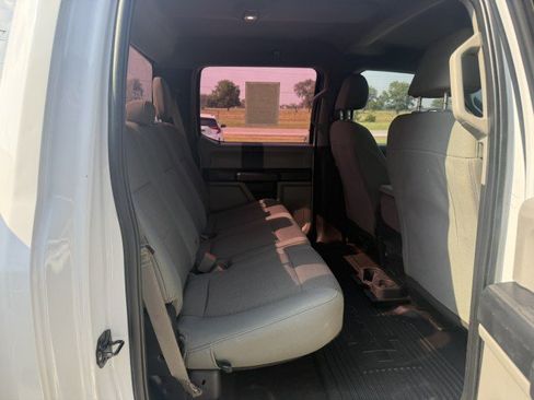 Used 2019 Ford F550 4x4 Crew Cab Super Duty image 25