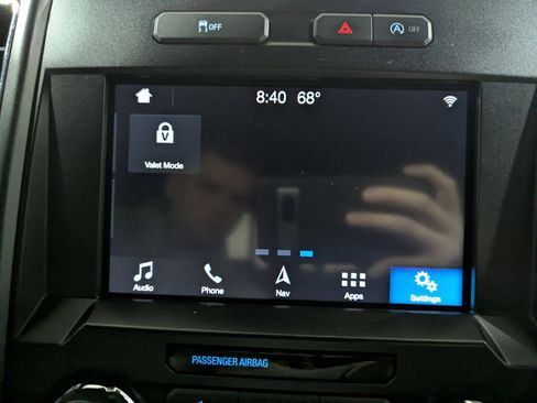 Used 2019 Ford F150 XLT w/ Equipment Group 302A Luxury AWD/4WD image 32