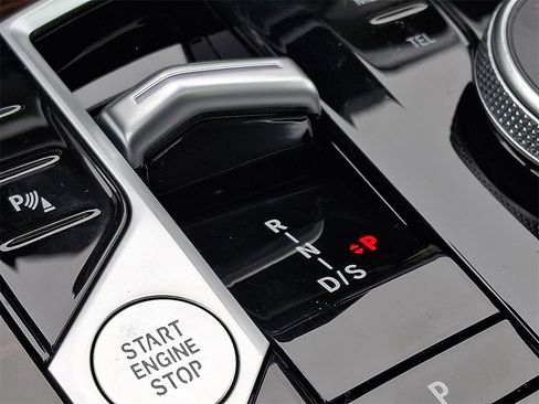 New 2026 BMW X7 xDrive40i w/ M Sport Package image 11