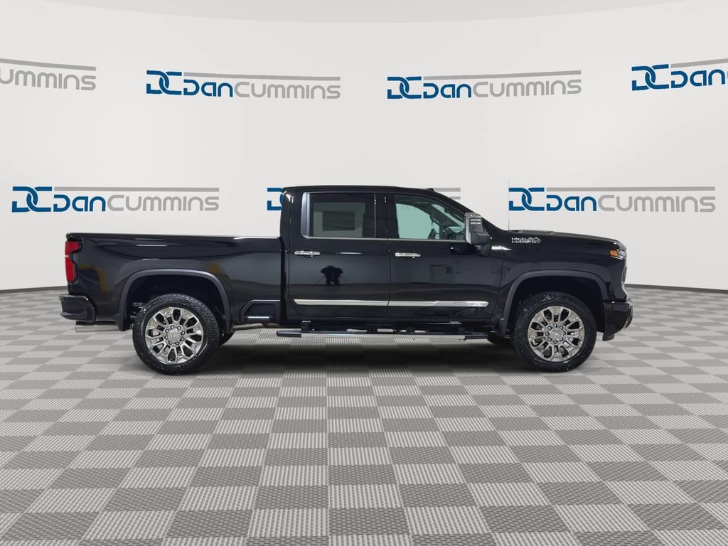 New 2026 Chevrolet Silverado 2500 High Country w/ High Country Premium Package AWD/4WD image 9