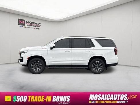 Used 2023 Chevrolet Tahoe Z71 w/ Luxury Package AWD/4WD image 4