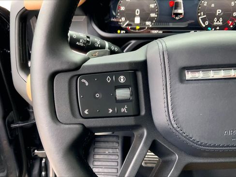Used 2025 Land Rover Defender 130 V8 image 22