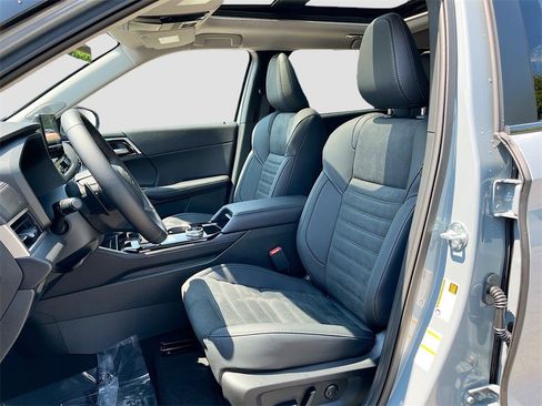 New 2025 Mitsubishi Outlander Trail Edition image 22