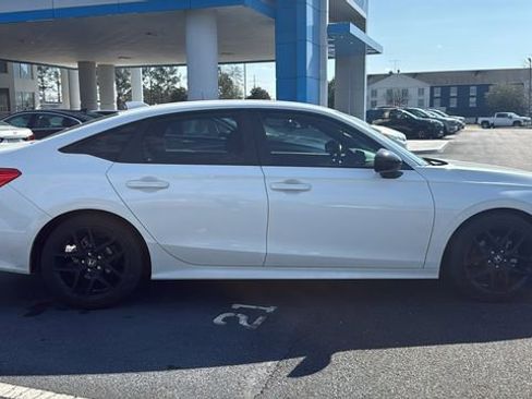 Used 2024 Honda Civic Sport image 8