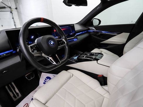 Used 2024 BMW i5 M60 w/ Premium Package AWD/4WD image 10