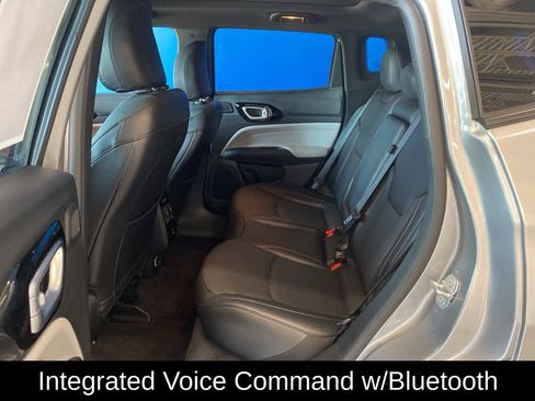 Used 2023 Jeep Compass Limited w/ Elite Group AWD/4WD image 11