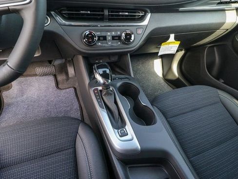 New 2025 Buick Envista Preferred w/ Convenience I Package FWD image 19