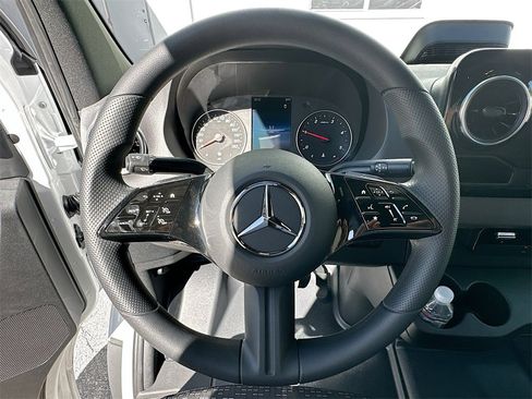 New 2026 Mercedes-Benz Sprinter 2500 image 11