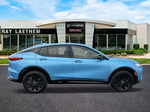 Used 2025 Buick Envista Sport Touring w/ Convenience I Package image 6