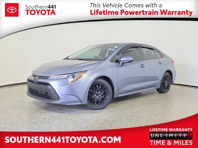Used 2024 Toyota Corolla LE FWD image 1