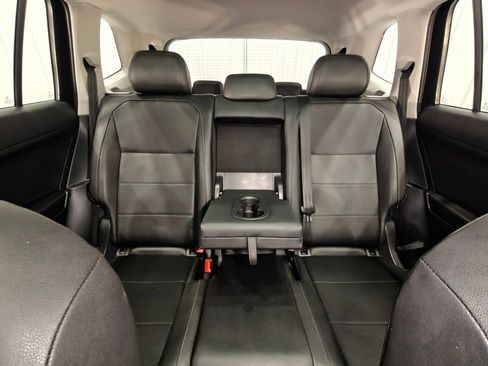 Used 2019 Volkswagen Tiguan SEL FWD image 23