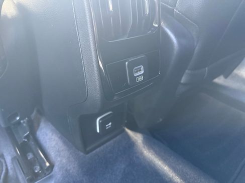 Used 2024 Jeep Compass Limited AWD/4WD image 14
