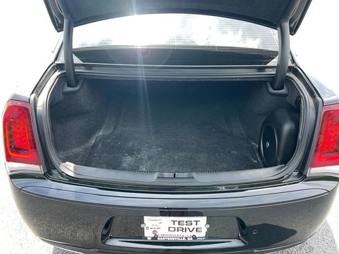 Used 2023 Chrysler 300 S w/ Comfort Group RWD image 28