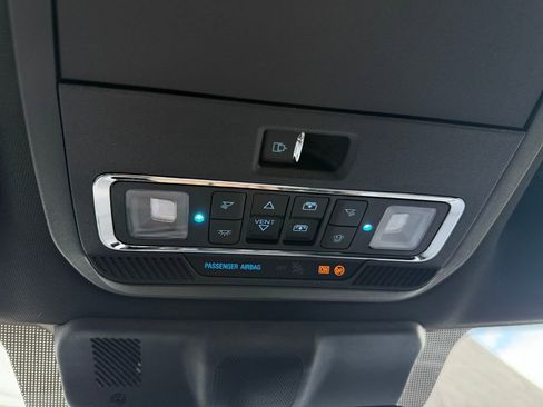 Used 2025 Ford F350 Platinum AWD/4WD image 52