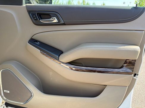 Used 2019 GMC Yukon SLT w/ Open Road Package RWD image 54