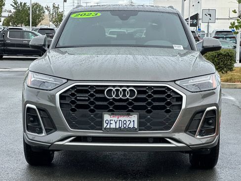 Used 2023 Audi Q5 2.0T Premium w/ Convenience Package AWD/4WD image 9