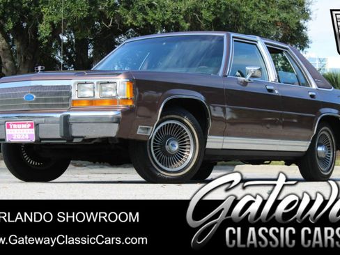 Used 1989 Ford LTD Crown Victoria image 1