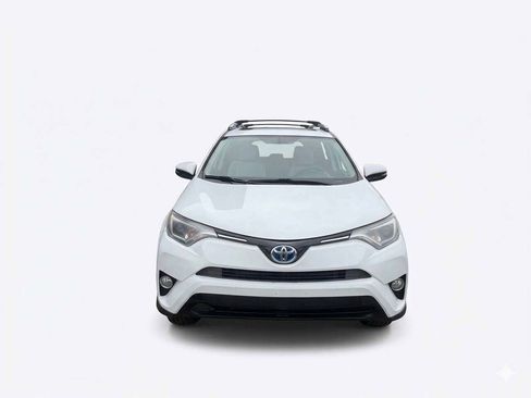 Used 2016 Toyota RAV4 XLE image 2