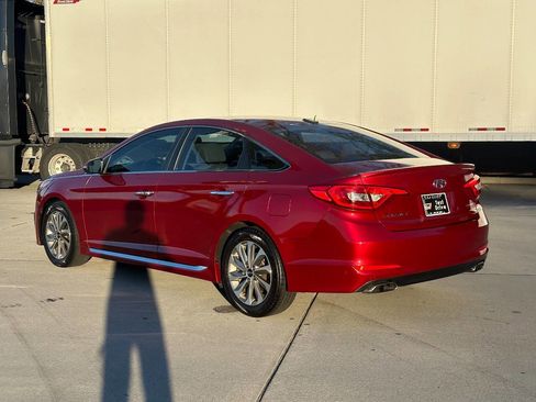 Used 2016 Hyundai Sonata Sport w/ Option Group 1V image 16