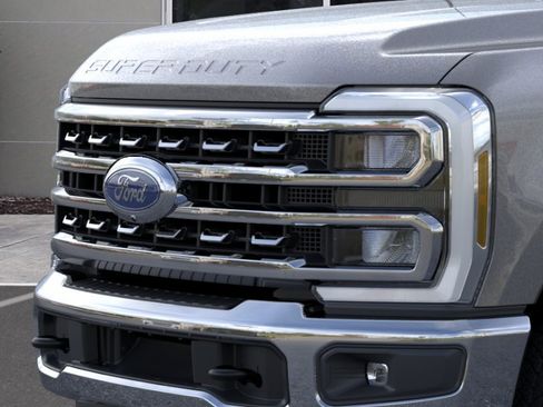 New 2026 Ford F250 4x4 Crew Cab Super Duty image 17