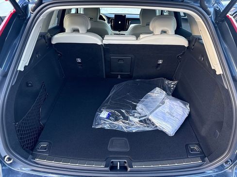 New 2026 Volvo XC60 B5 Ultra image 20