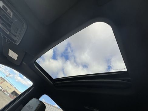 Certified 2022 Chevrolet Silverado 2500 High Country w/ Z71 Off-Road Package image 19