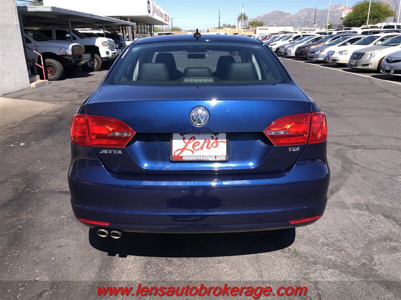 Used 2013 Volkswagen Jetta TDI FWD image 7