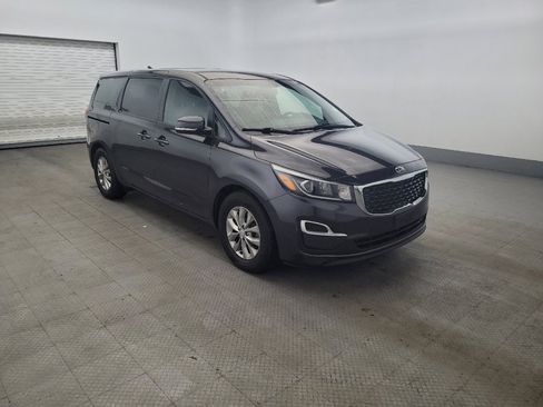 Used 2019 Kia Sedona LX FWD image 13