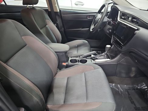 Used 2019 Toyota Corolla LE w/ Body Protection Package image 10