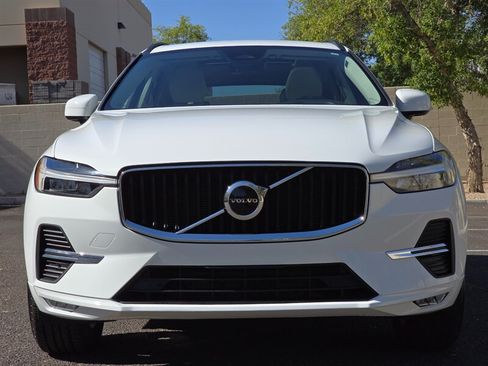 Used 2022 Volvo XC60 B5 Momentum AWD/4WD image 4